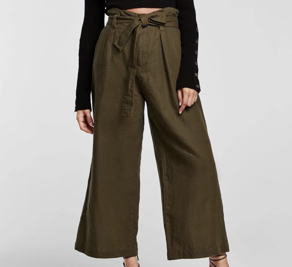 Green paper bag pants with half bow